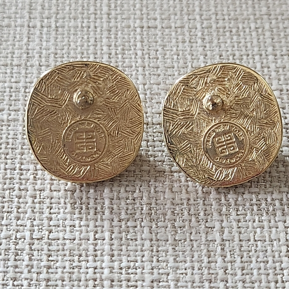 Givenchy Vintage 1980s Paris New York Faux Pearl Logo Earings - Picture 3 of 14